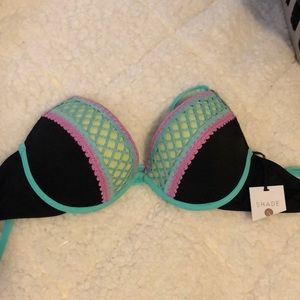 Shade & Shore NWT padded bathing suit top 32C